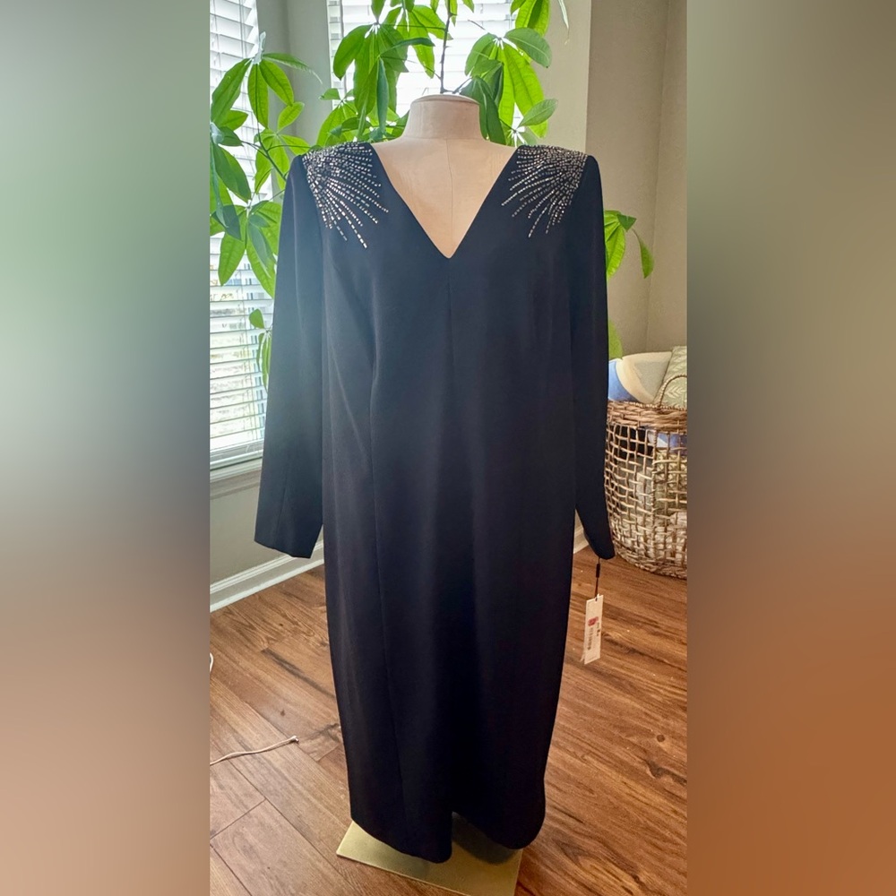 Calvin Klein Black Long Sleeve Sheath Dress V-Neck